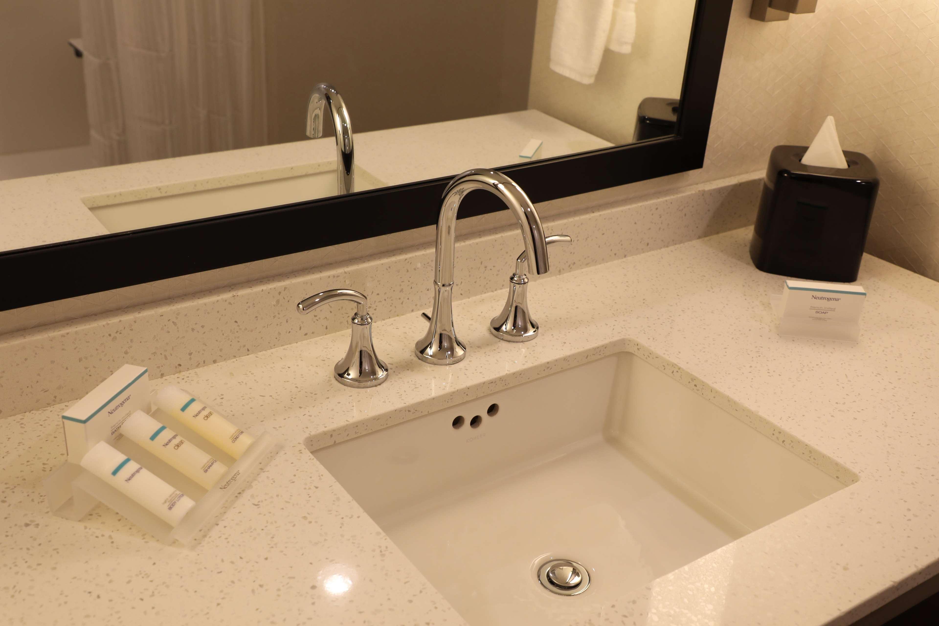 Hilton Garden Inn Austin Airport Kültér fotó