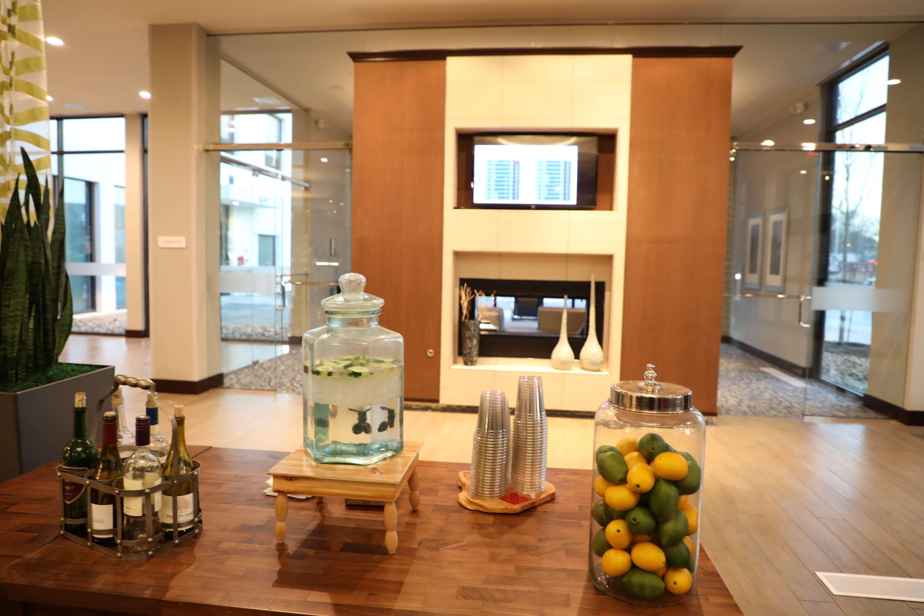 Hilton Garden Inn Austin Airport Kültér fotó